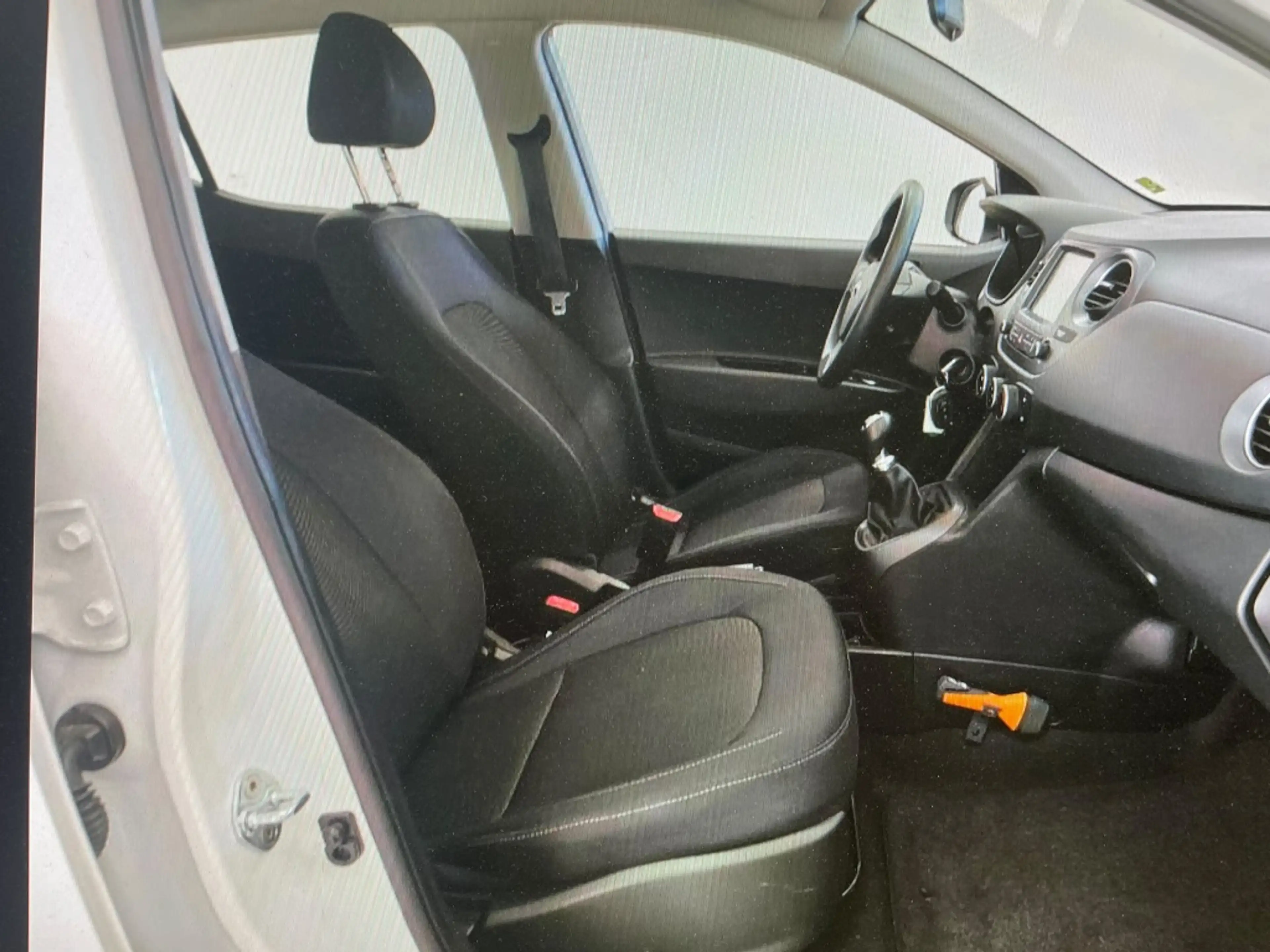 Hyundai i10 1.0i Comfort NAVIGATIE / CARPLAY / ANDROID / AIRCO — photo 15