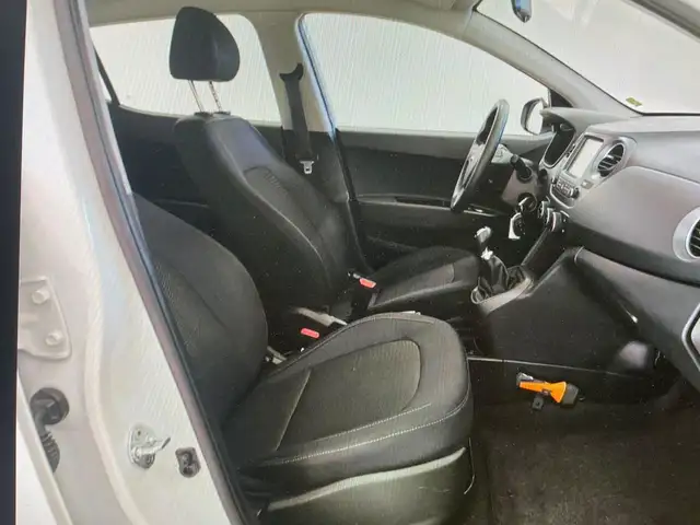Hyundai I10 view 15