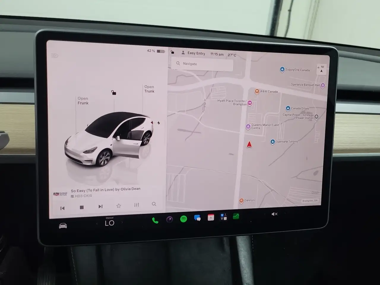Tesla Model Y снимка Tesla Model Y