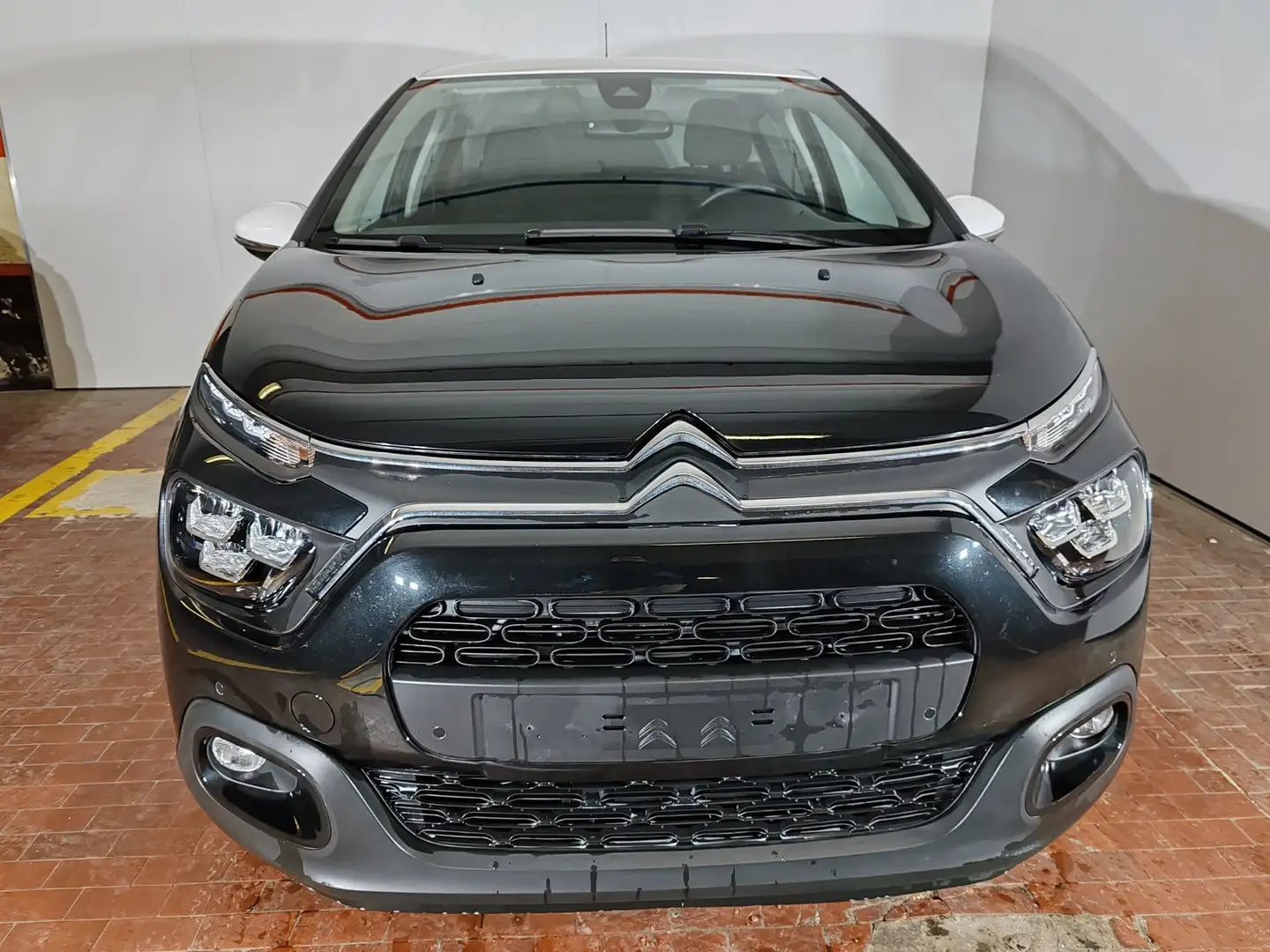 Citroen C3 1.2 110cv S&S Shine + Key Less + Telecamera Nero - 2