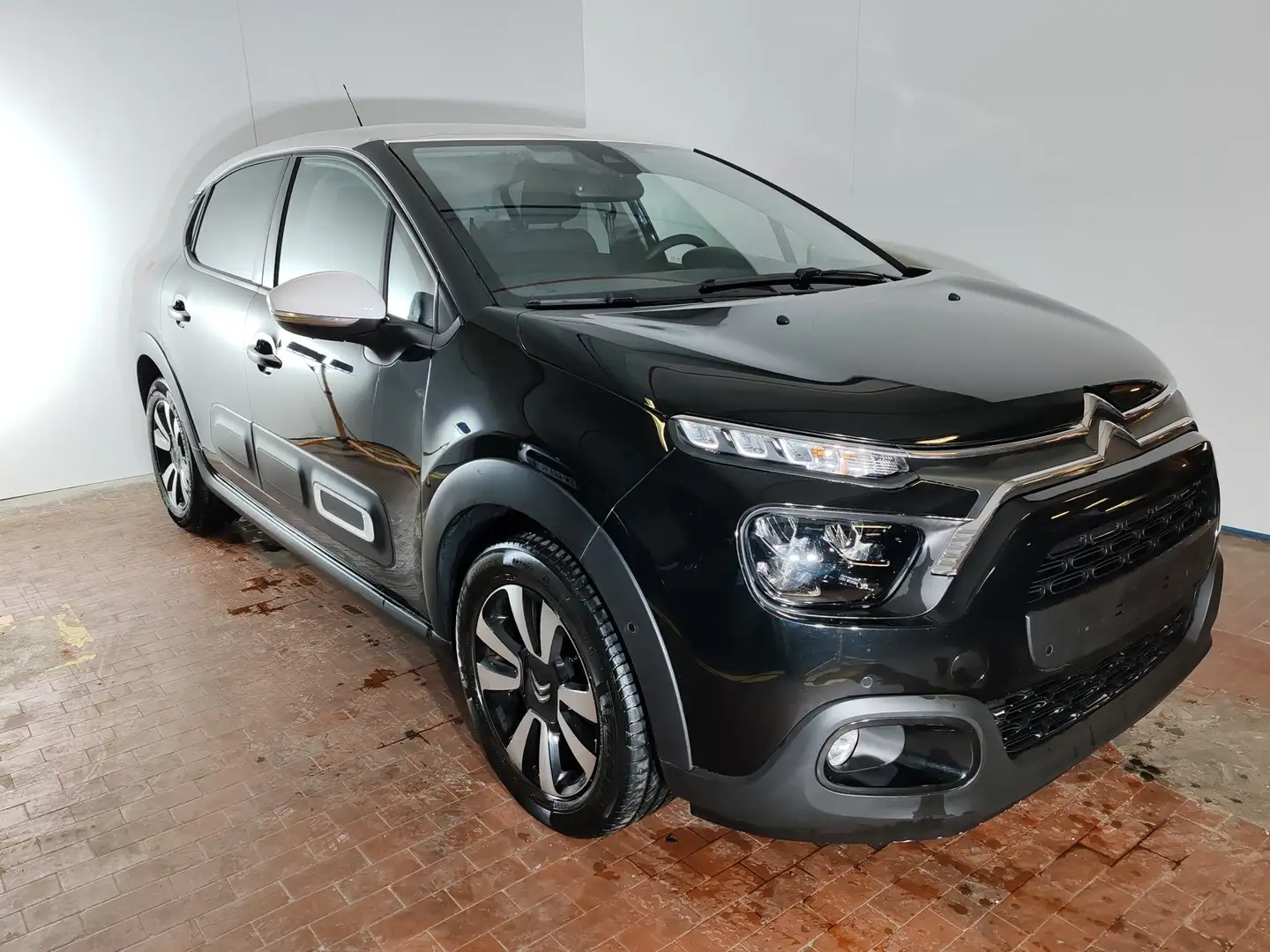 Citroen C3 1.2 110cv S&S Shine + Key Less + Telecamera Nero - 1