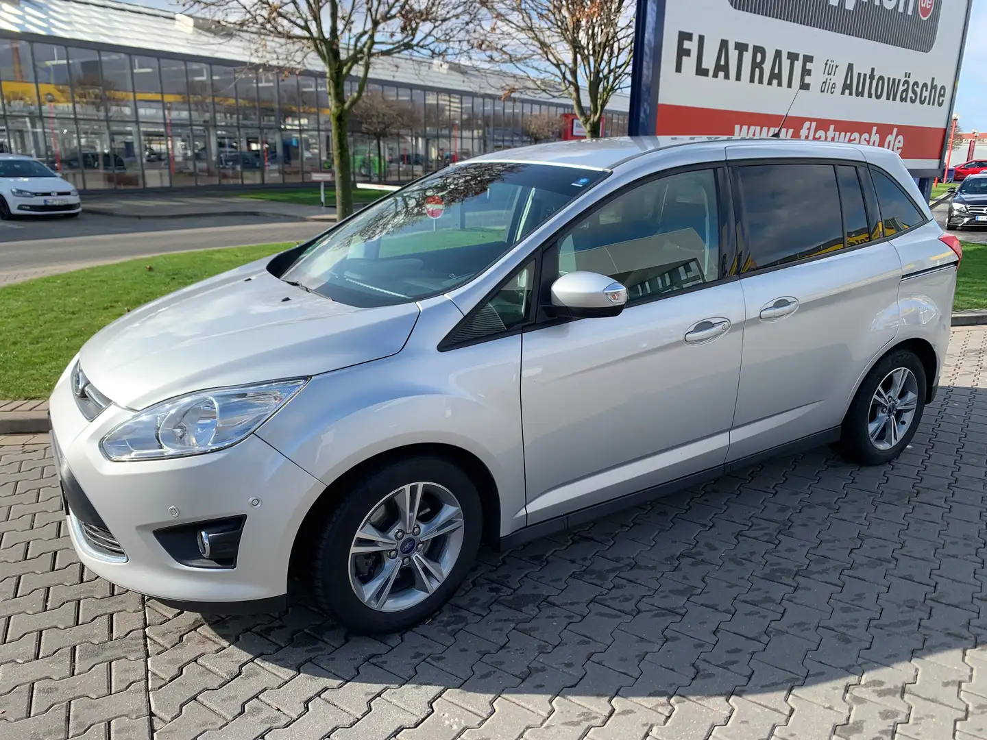 Ford Grand C-Max 1.0 EcoBoost Start-Stopp-System Trend Silber - 2