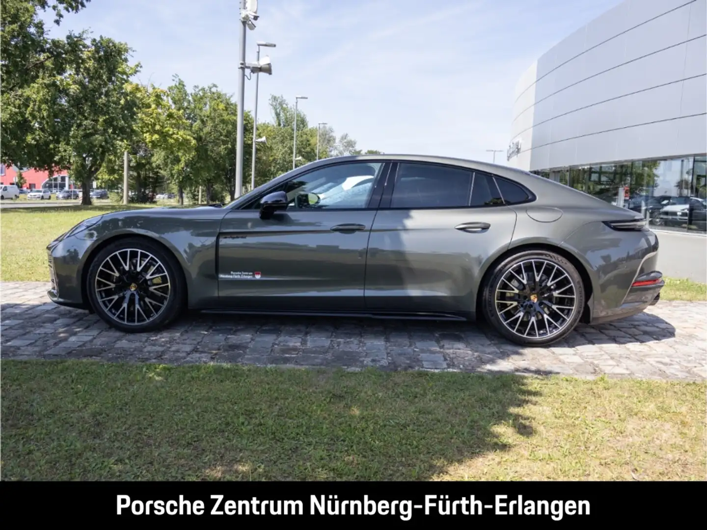Porsche Panamera 4 E-Hybrid ActiveRide Massage HD-Matrix- Verde - 2
