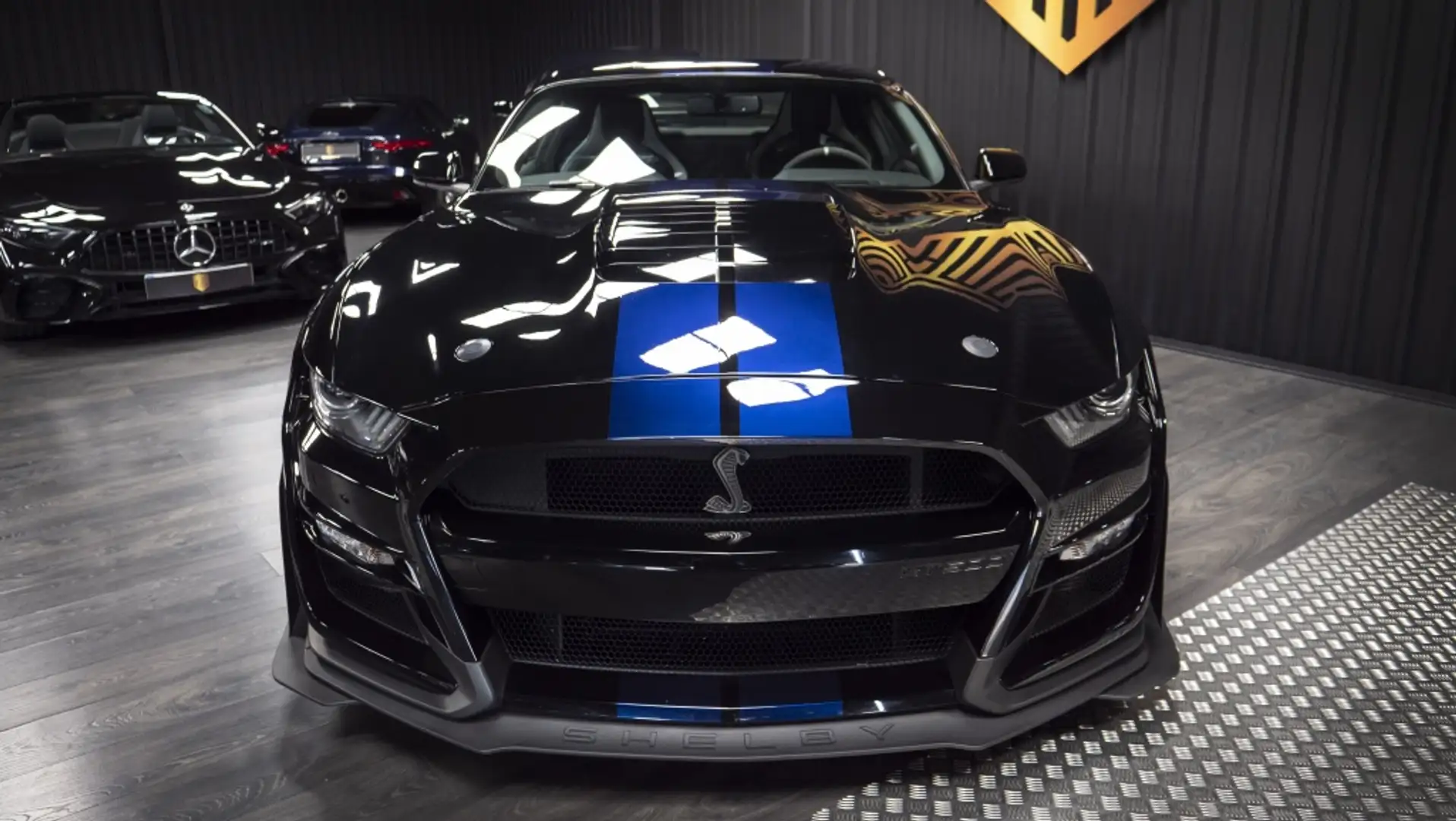 Ford Mustang Shelby V8 5.2 GT500 Negro - 2