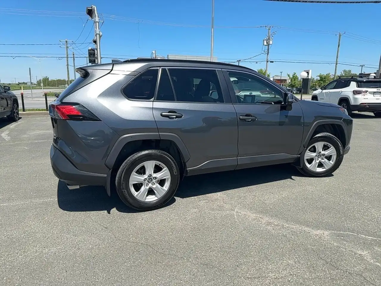 Toyota RAV 4 снимка Toyota RAV 4