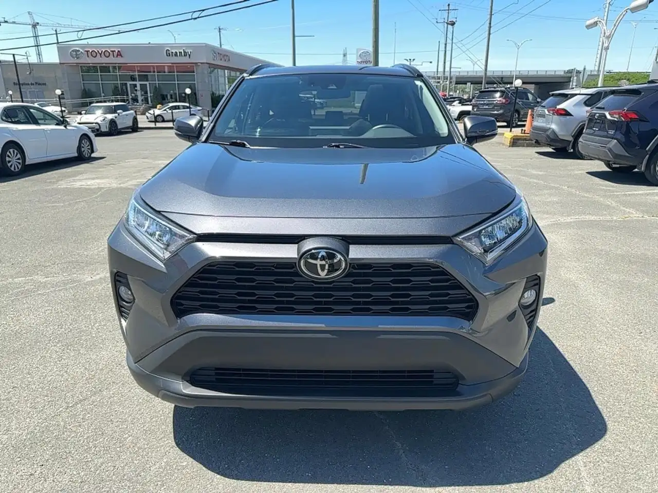 Toyota RAV 4 снимка Toyota RAV 4