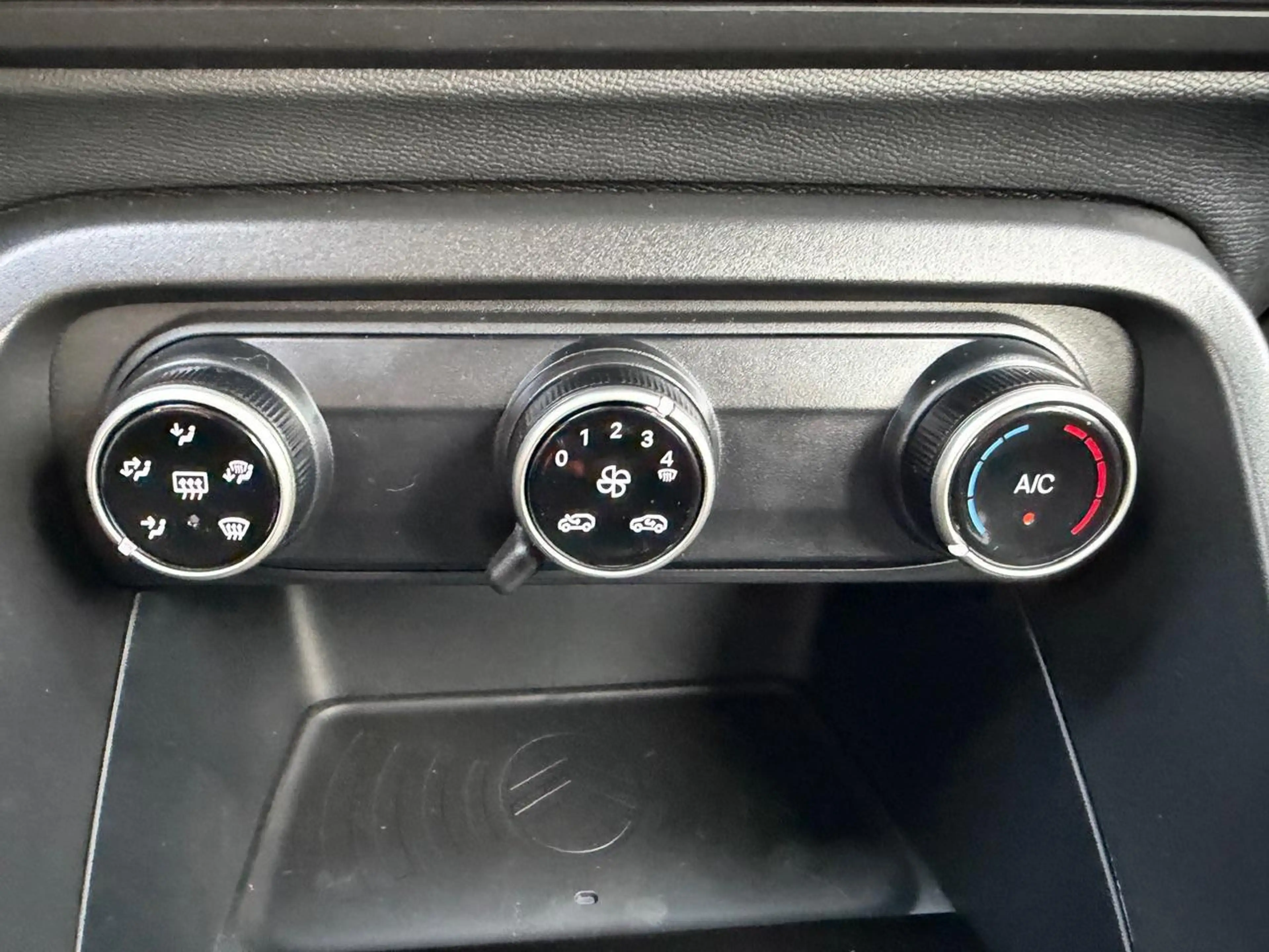 Citroen E-C3 Plus 113pk Comfort Range 44 kWh Navigatie | Cruise — photo 14