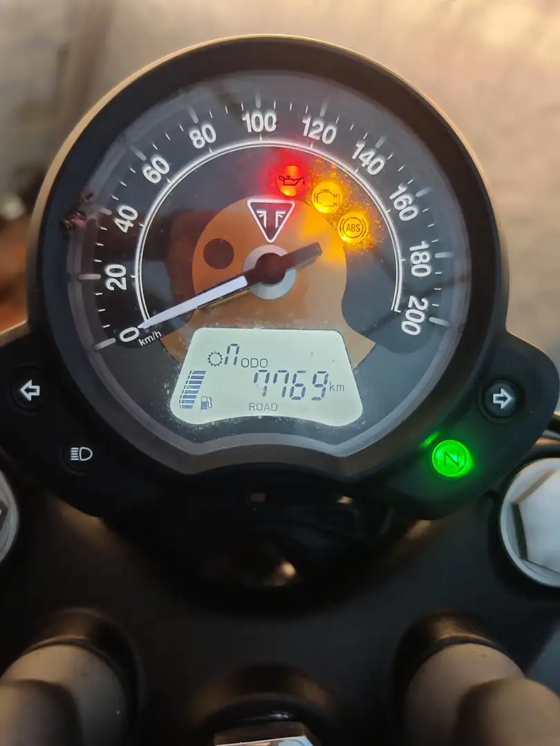 Triumph Bonneville Bobber DV01 / 57 Kw /1200 ccm Verde - 1