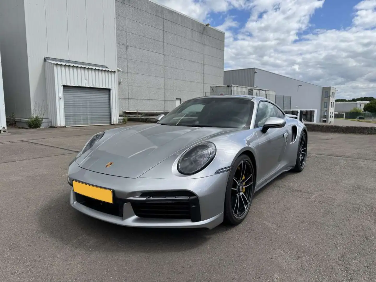 Porsche 911 Turbo S type 992 Gris - 1