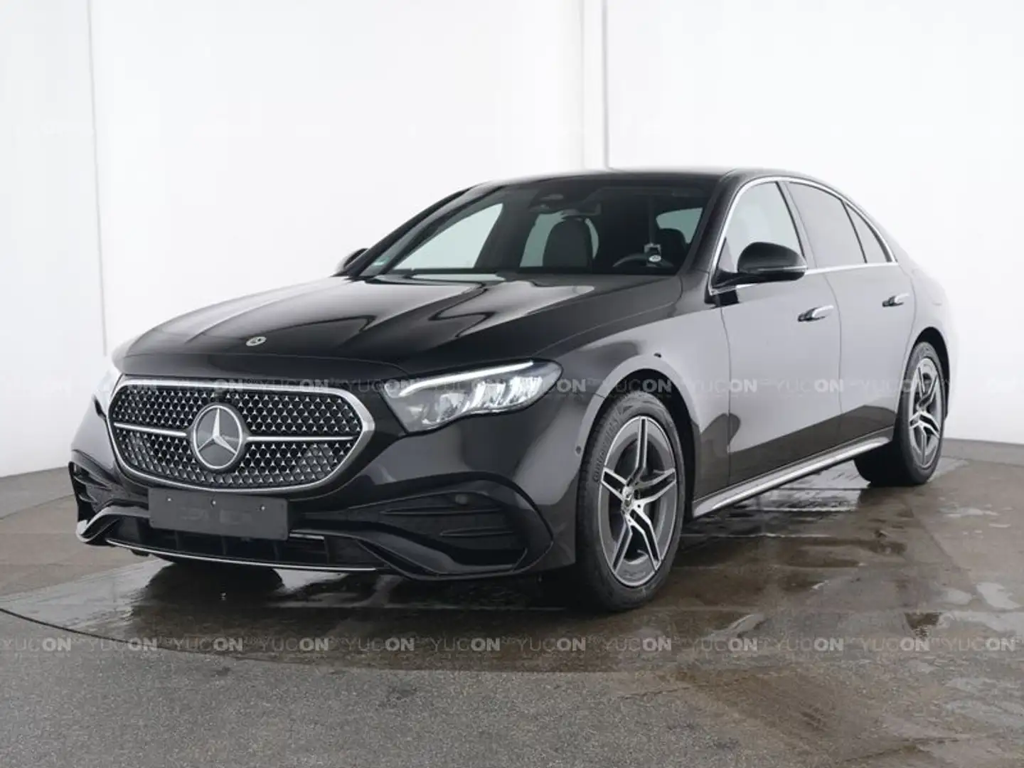 Mercedes-Benz E 300 e 4M AMG LINE PANO SD DISTRONIC 19 ZOLL AMG Schwarz - 2