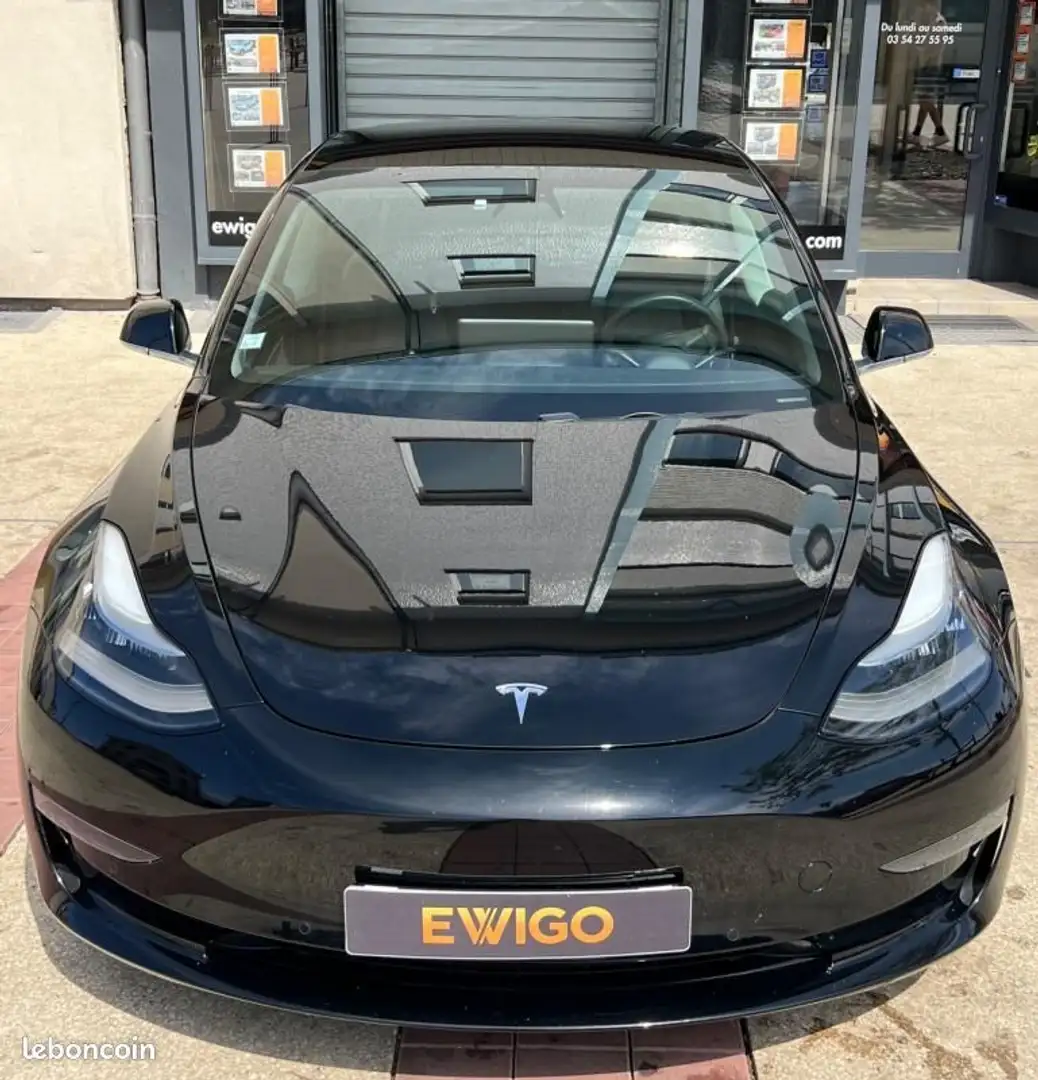 Tesla Model 3 LONG RANGE DUAL MOTOR AWD SIÈGES AV&AR CHAUFFANTS Noir - 2