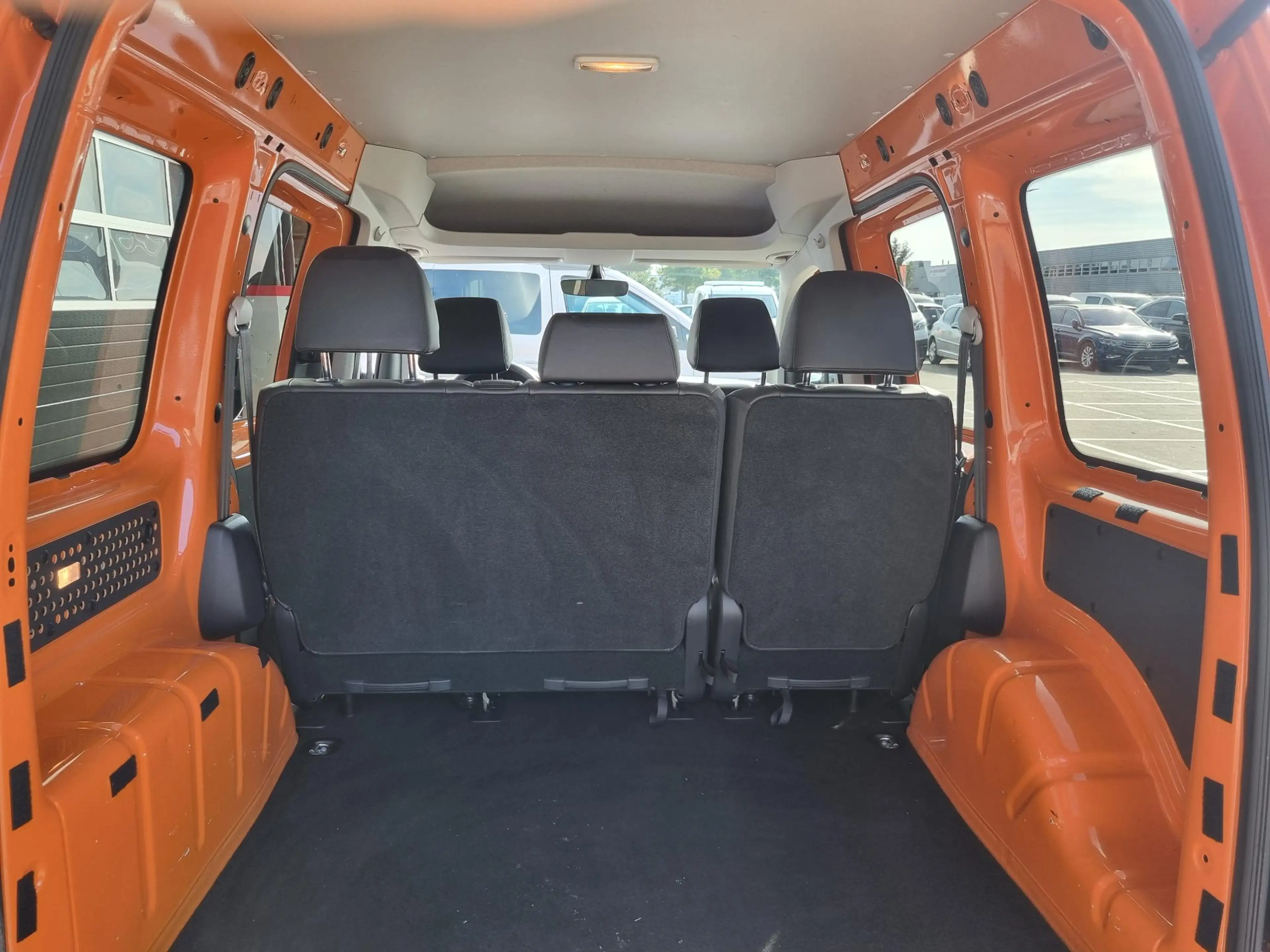 Volkswagen Caddy 1.2 TSI Luminous orange TREKHAAK / AC / CRUISE / P — photo 18