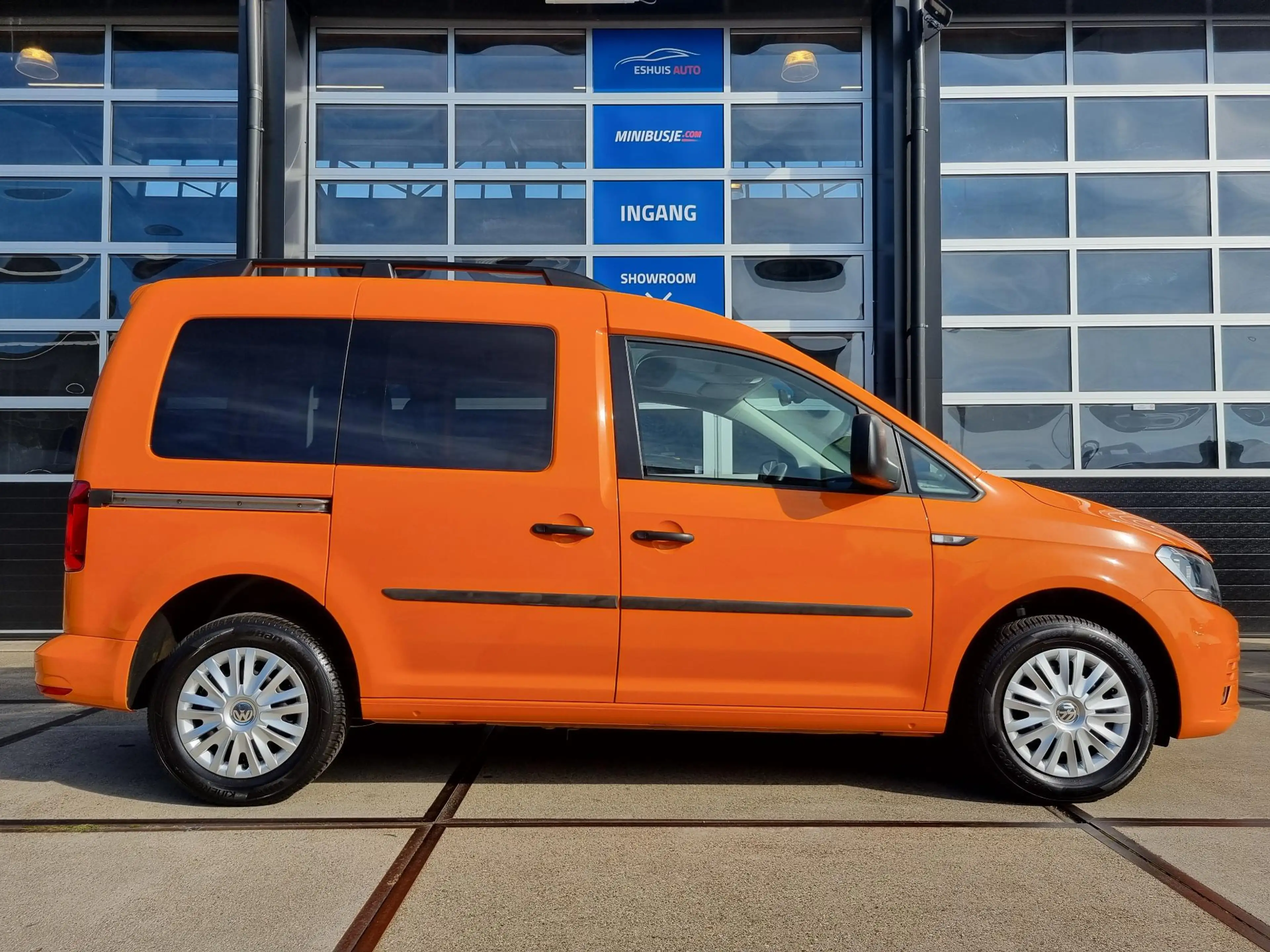 Volkswagen Caddy 1.2 TSI Luminous orange TREKHAAK / AC / CRUISE / P — photo 5