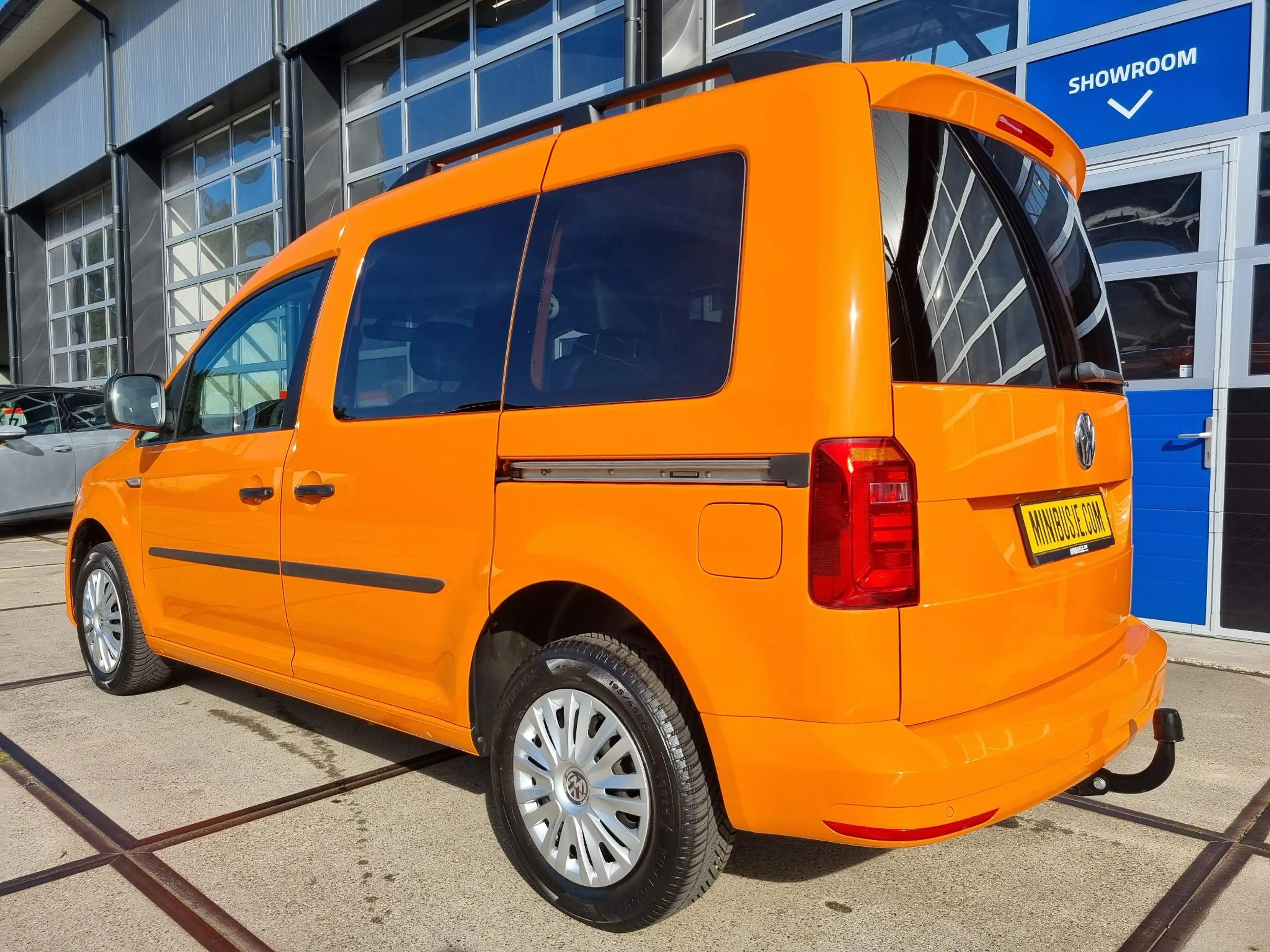 Volkswagen Caddy 1.2 TSI Luminous orange TREKHAAK / AC / CRUISE / P — photo 23