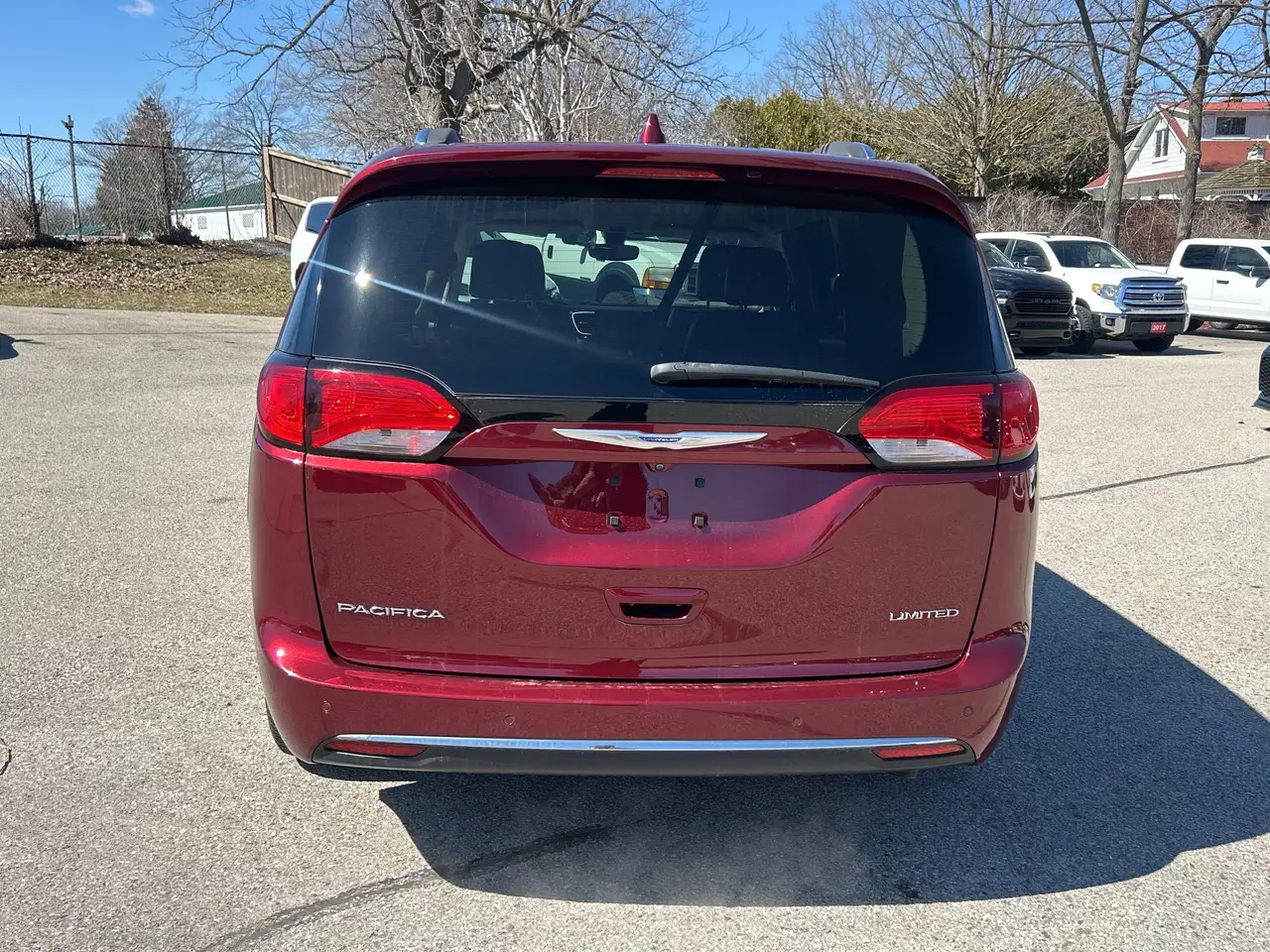 Chrysler Pacifica fotografie Chrysler Pacifica