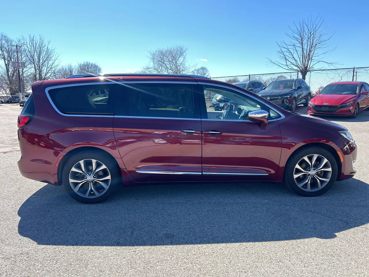 Chrysler Pacifica fotografie Chrysler Pacifica