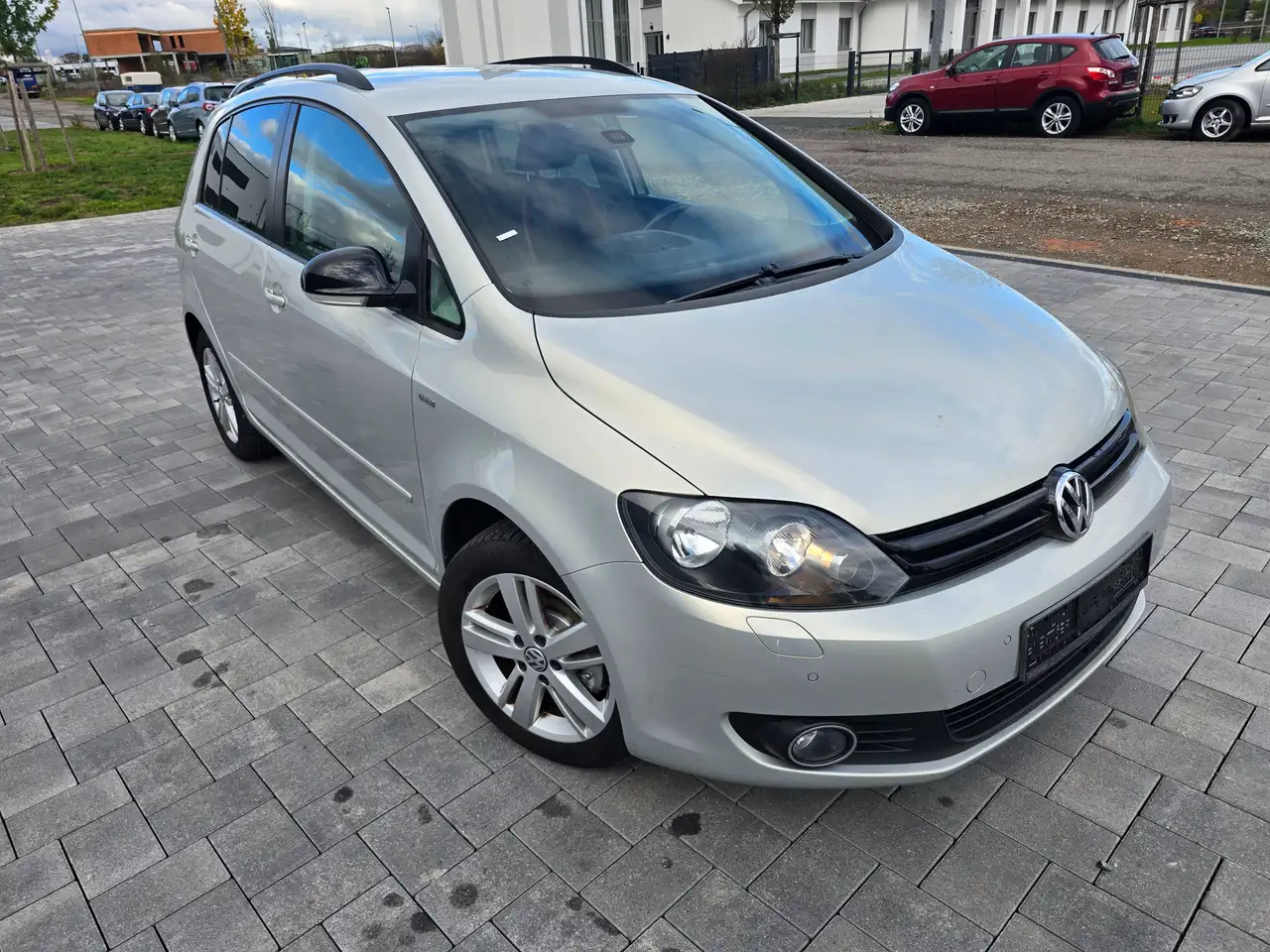 Volkswagen Golf Plus Match — photo 1 of 15