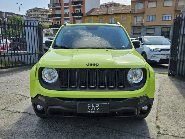 Jeep Renegade view 2