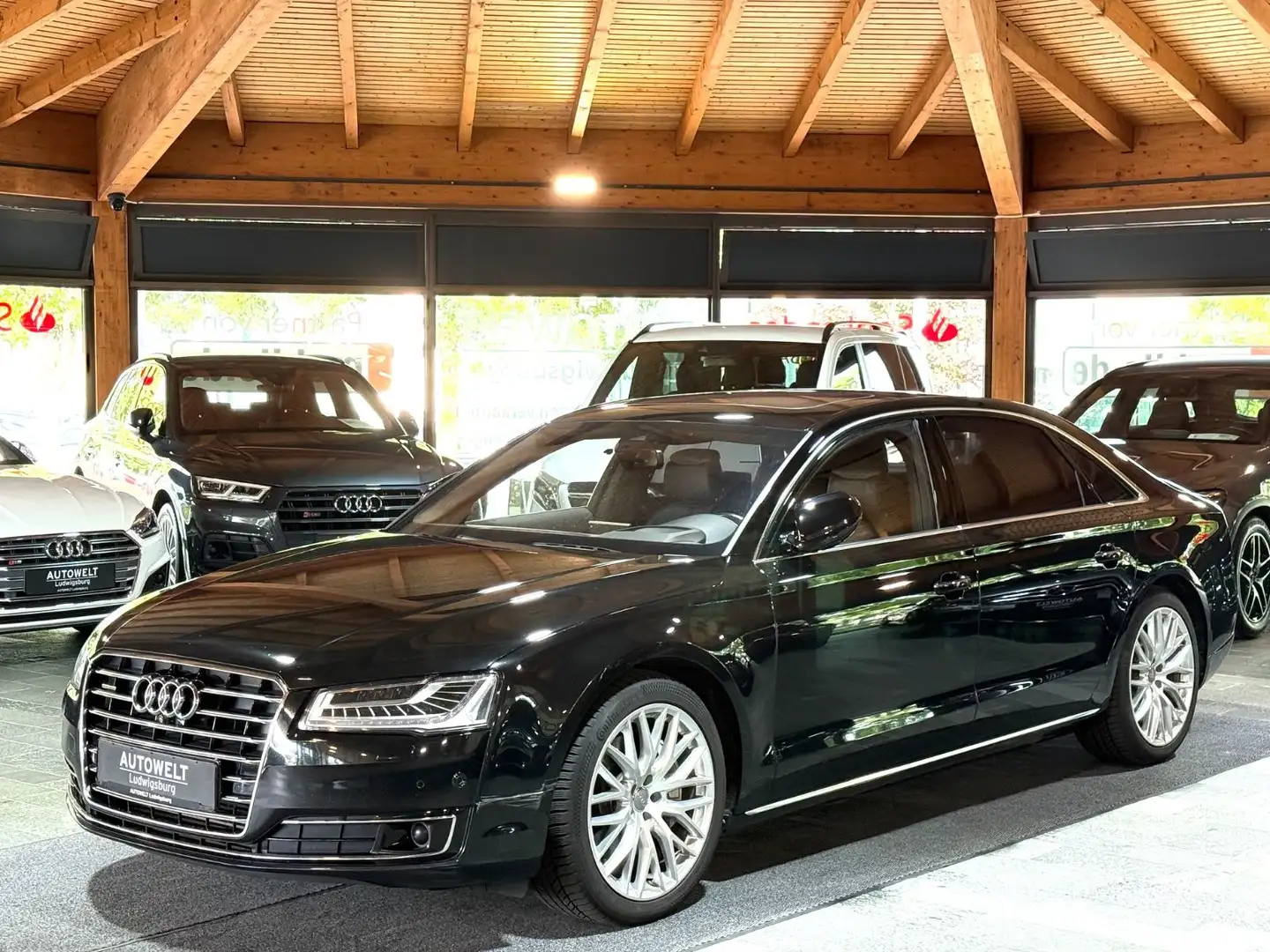 Audi A8 3.0 TDI L quattro Vollausstattung 4-Sitzer Nero - 1