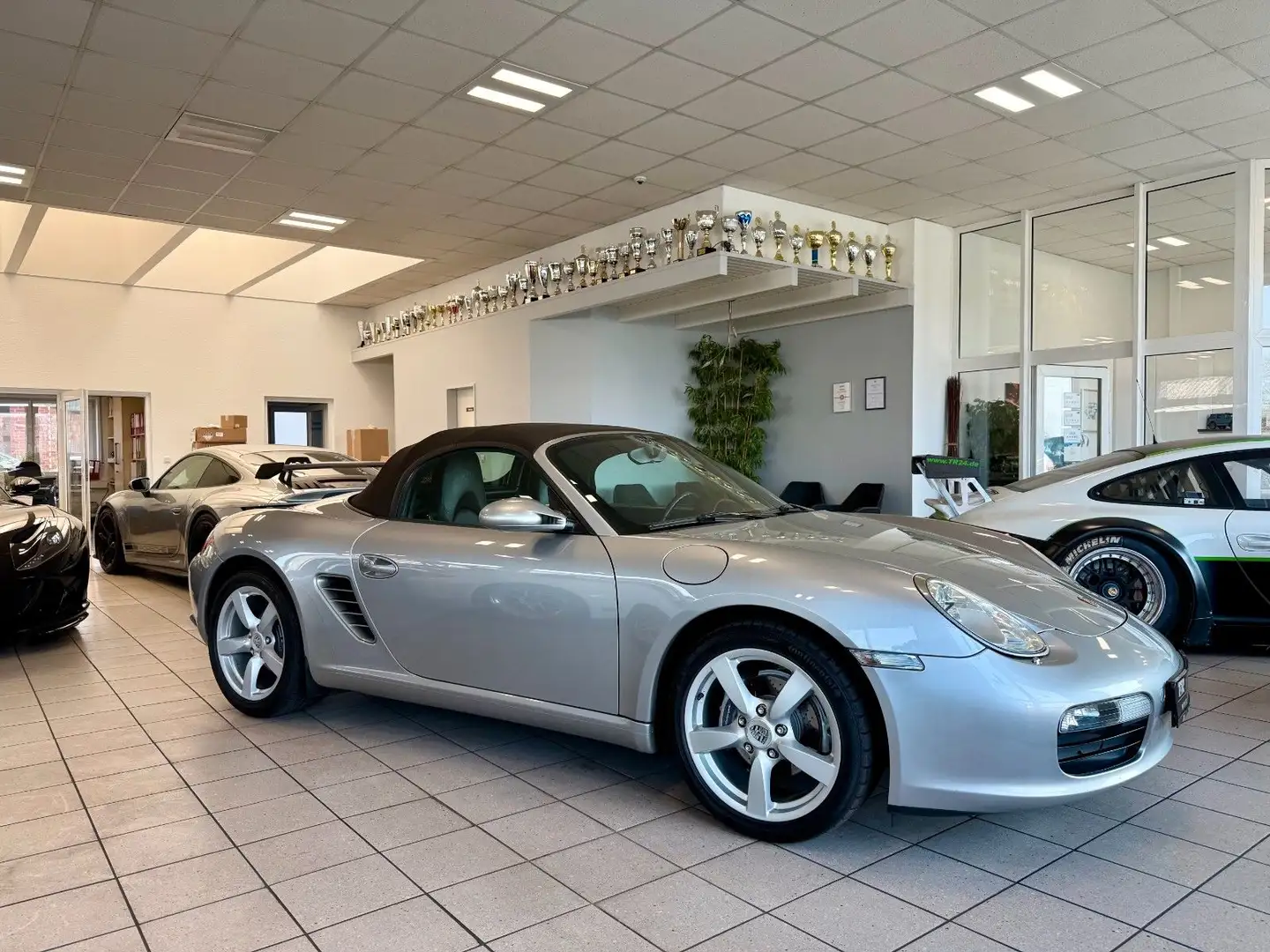 Porsche Boxster Xenon/PCM-Navi/18Zoll/Vollleder/BRD Silber - 2
