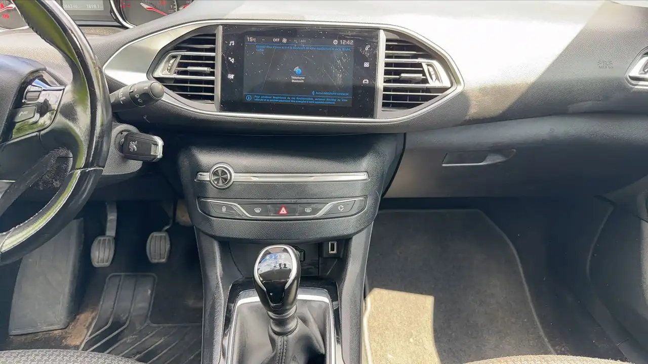 Peugeot 308 308 — photo 27