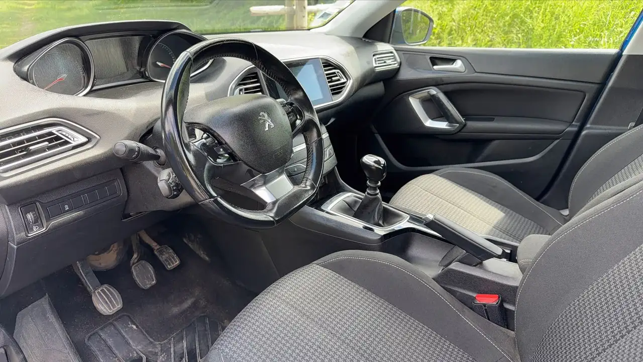 Peugeot 308 308 — photo 8