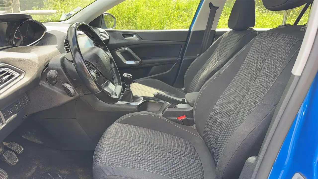 Peugeot 308 308 — photo 26