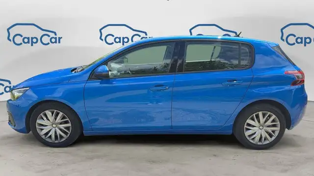 Peugeot 308 view 2