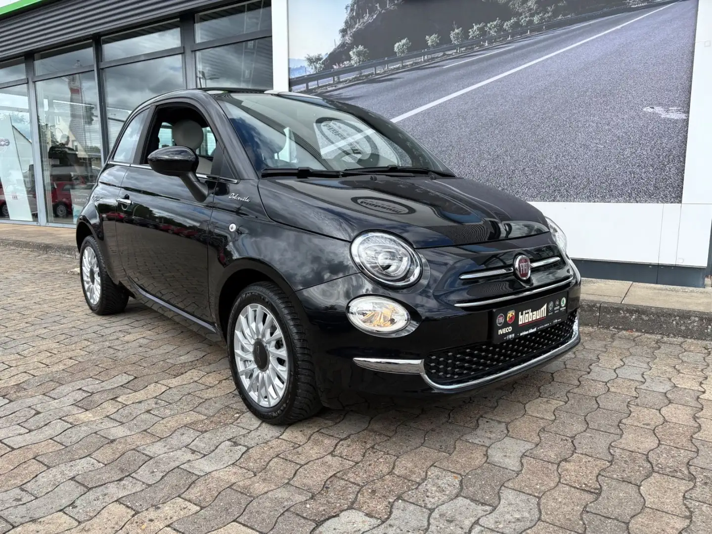 Fiat 500 Dolcevita Pano DAB CarPlay Temp. uvm. Schwarz - 2