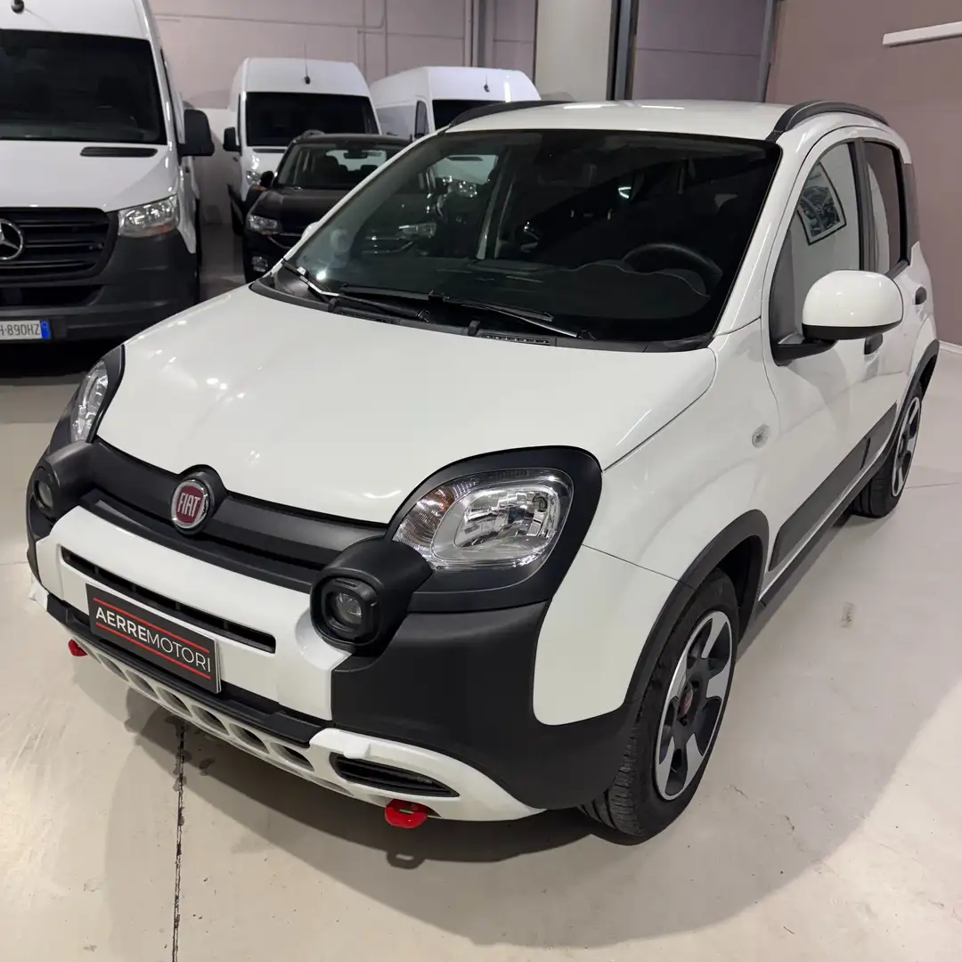 Fiat Panda Panda Cross 1.0 firefly hybrid City Cross Weiß - 1