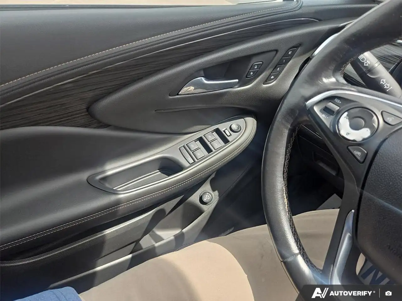 Buick Envision fotografie Buick Envision
