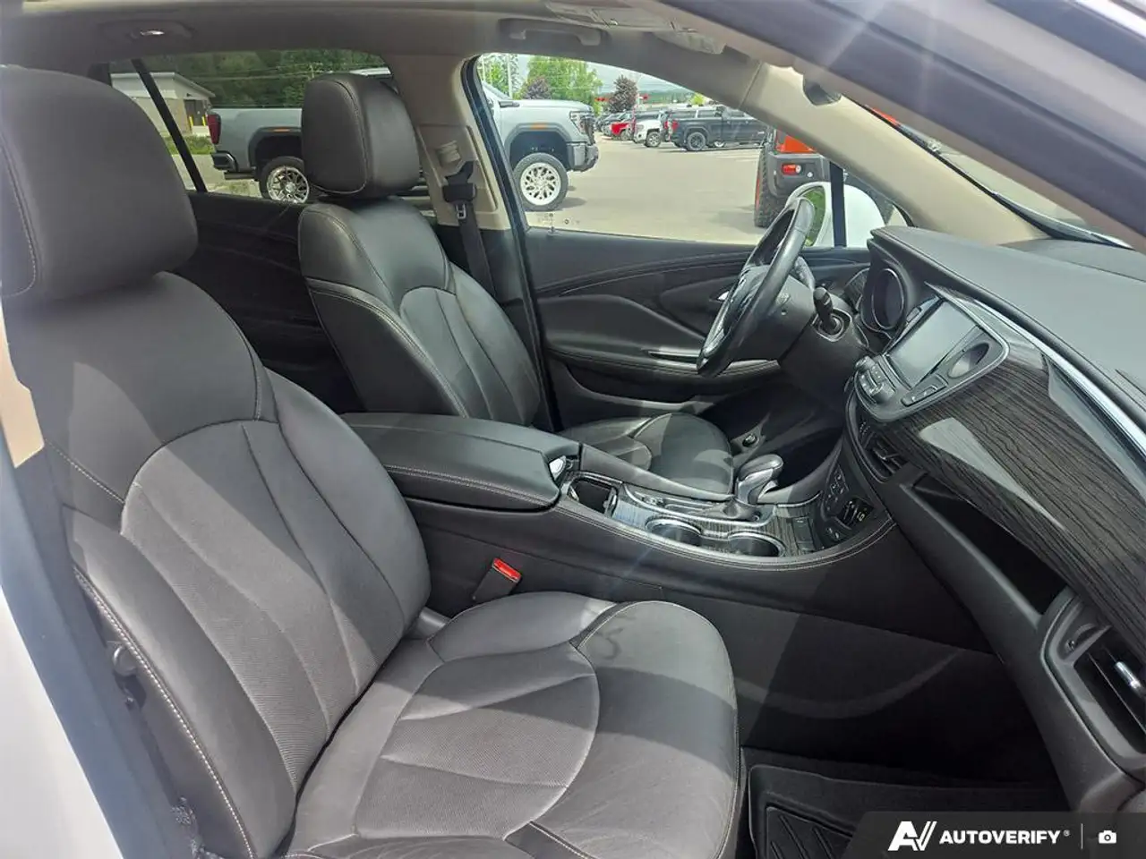 Buick Envision fotografie Buick Envision