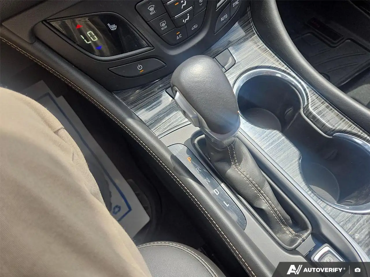 Buick Envision fotografie Buick Envision