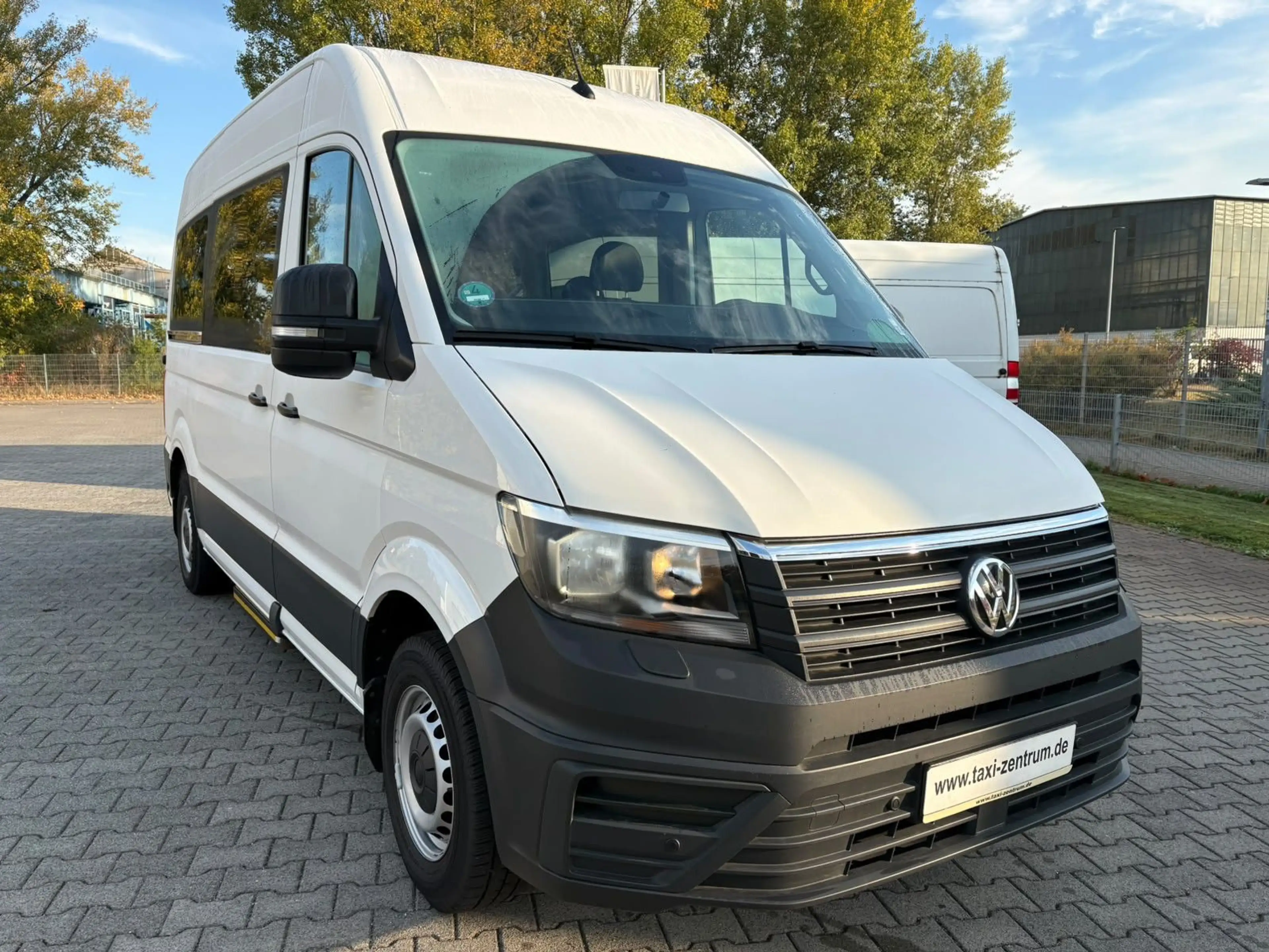 Volkswagen Crafter mittellang Hochdach LIFT TRITTSTUFE BTW — photo 3