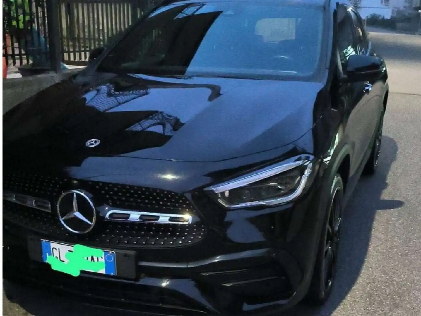 Mercedes-Benz GLA 250 e phev (eq-power) Premium auto - 1
