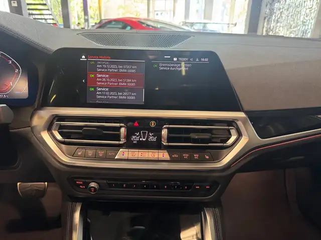 BMW M4 view 24