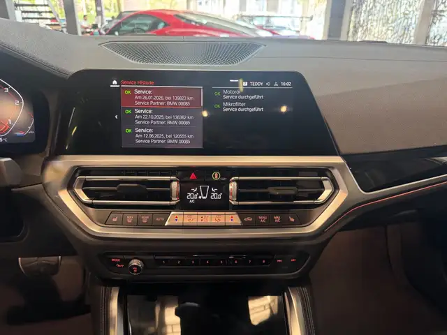 BMW M4 view 22