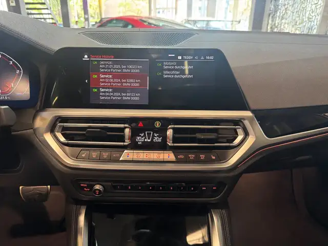 BMW M4 view 23