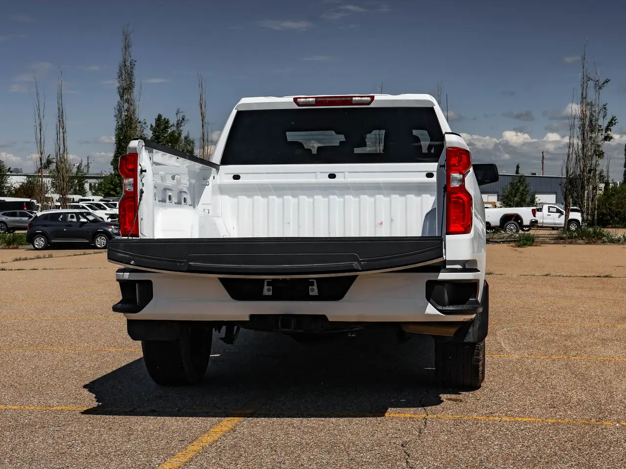 Chevrolet Silverado 1500 снимка Chevrolet Silverado 1500