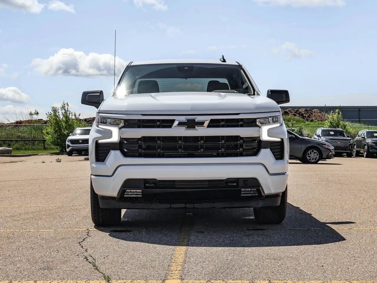 Chevrolet Silverado 1500 снимка Chevrolet Silverado 1500