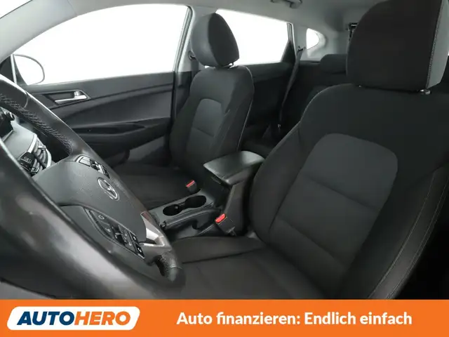 Hyundai Tucson view 9