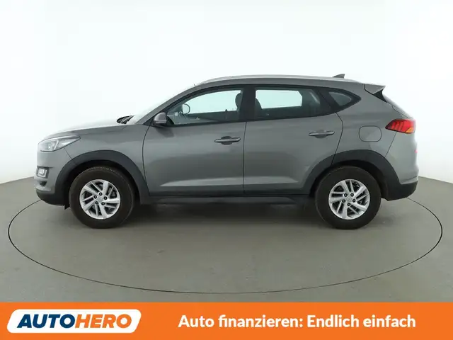 Hyundai Tucson view 3
