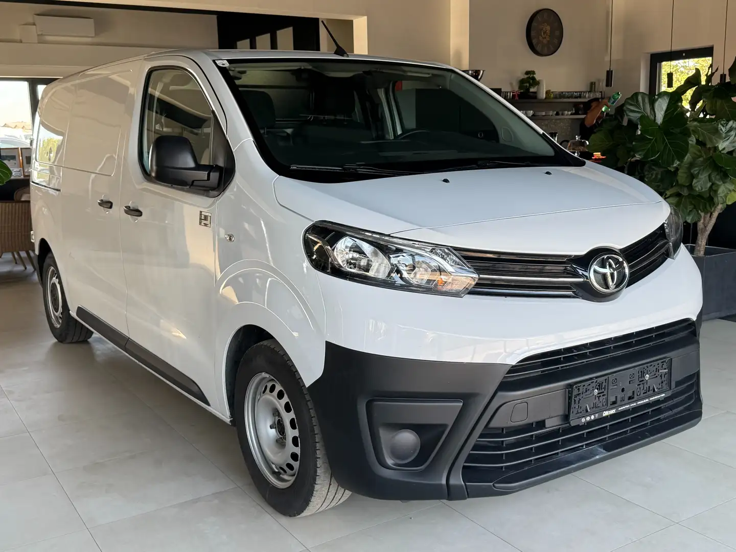 Toyota Pro Ace 1,5 D-4D 100 L1 Basis Tempomat-1.Besitz Weiß - 2