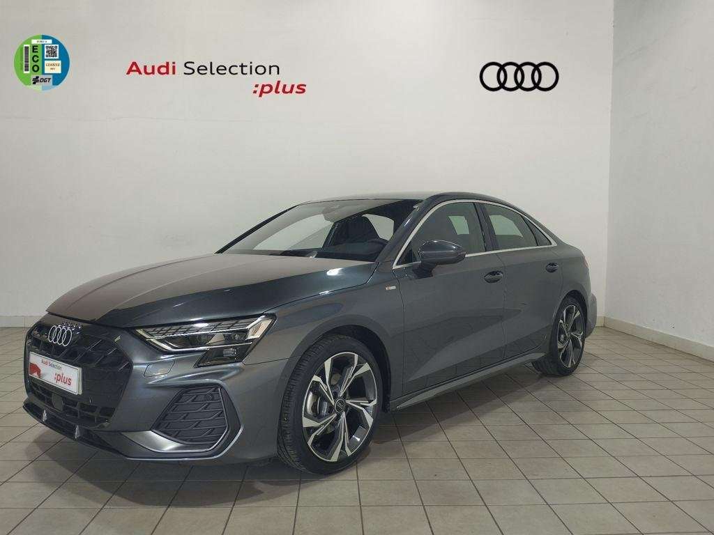 Audi A3 Sedán TFSI S line S tronic 110kW - foto 1