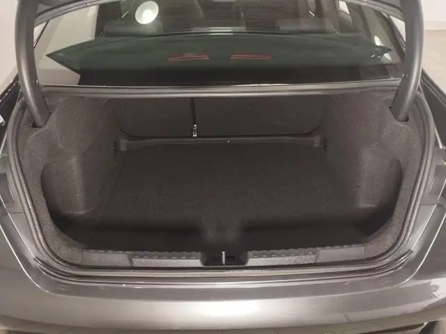 Audi A3 view 9