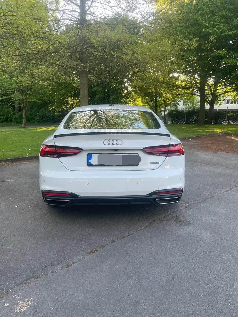 Audi A5 Sportback 40 TDI quattro S tronic line Weiß - 2
