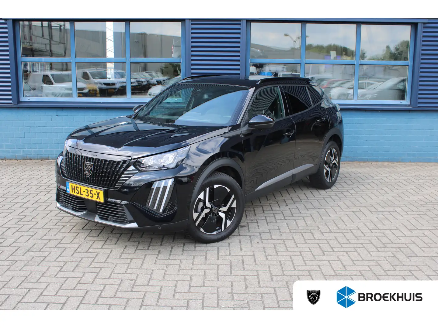 Peugeot 2008 1.2 PureTech 100 Allure | CAMERA | SENSOREN | NAVI Zwart - 1