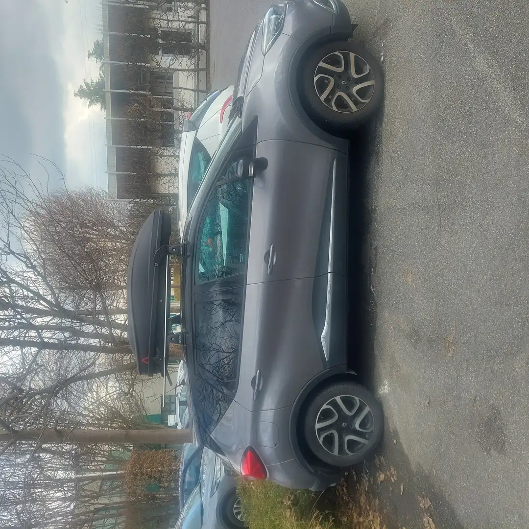 Renault Captur 1.5 dci energy R-Link s&s 90cv (grandinata) - 1