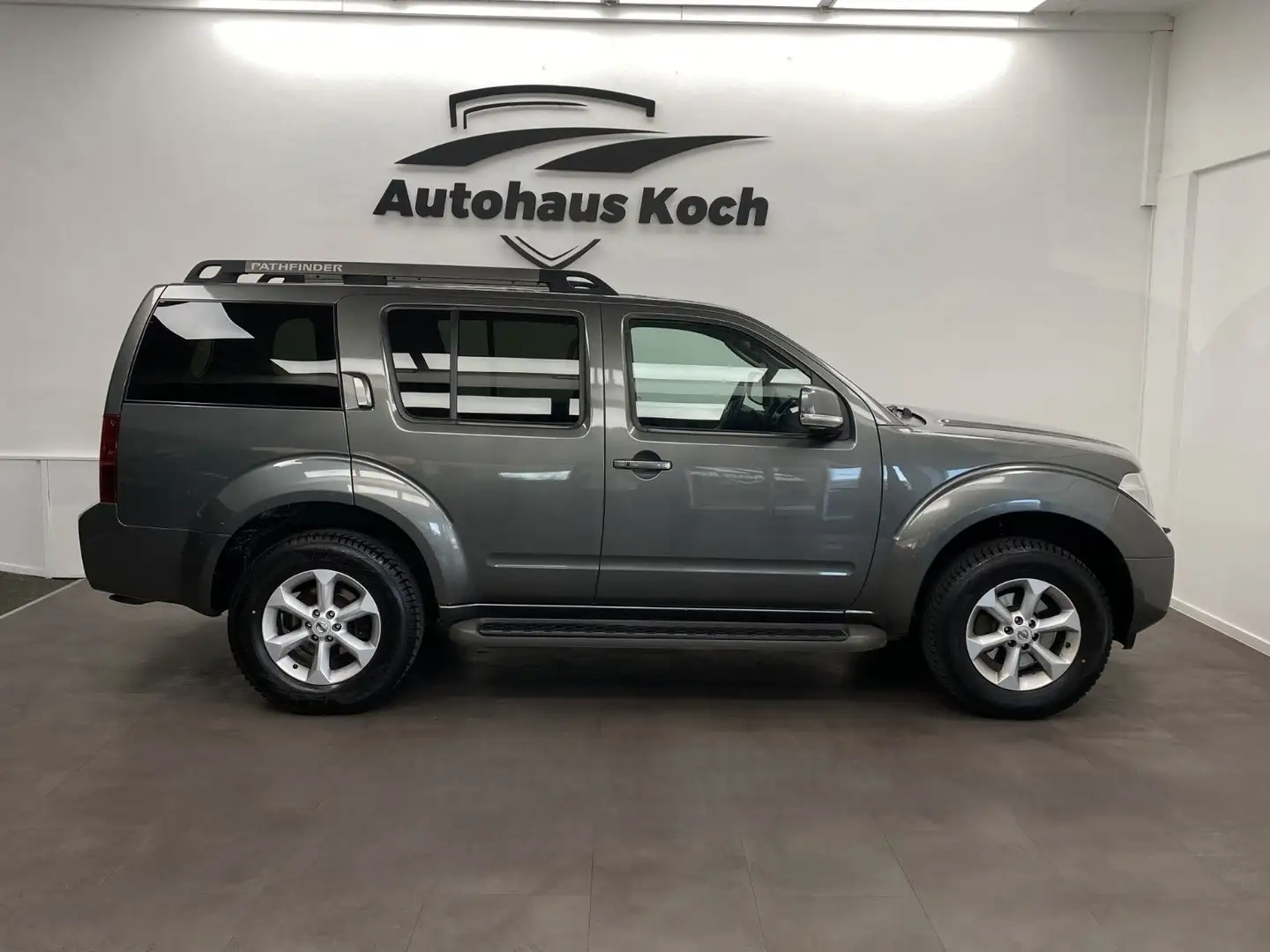 Nissan Pathfinder PATHFINDER 2.5 DCI LE  EXECUTIVE! NAVI-LEDER-KAM Gris - 2