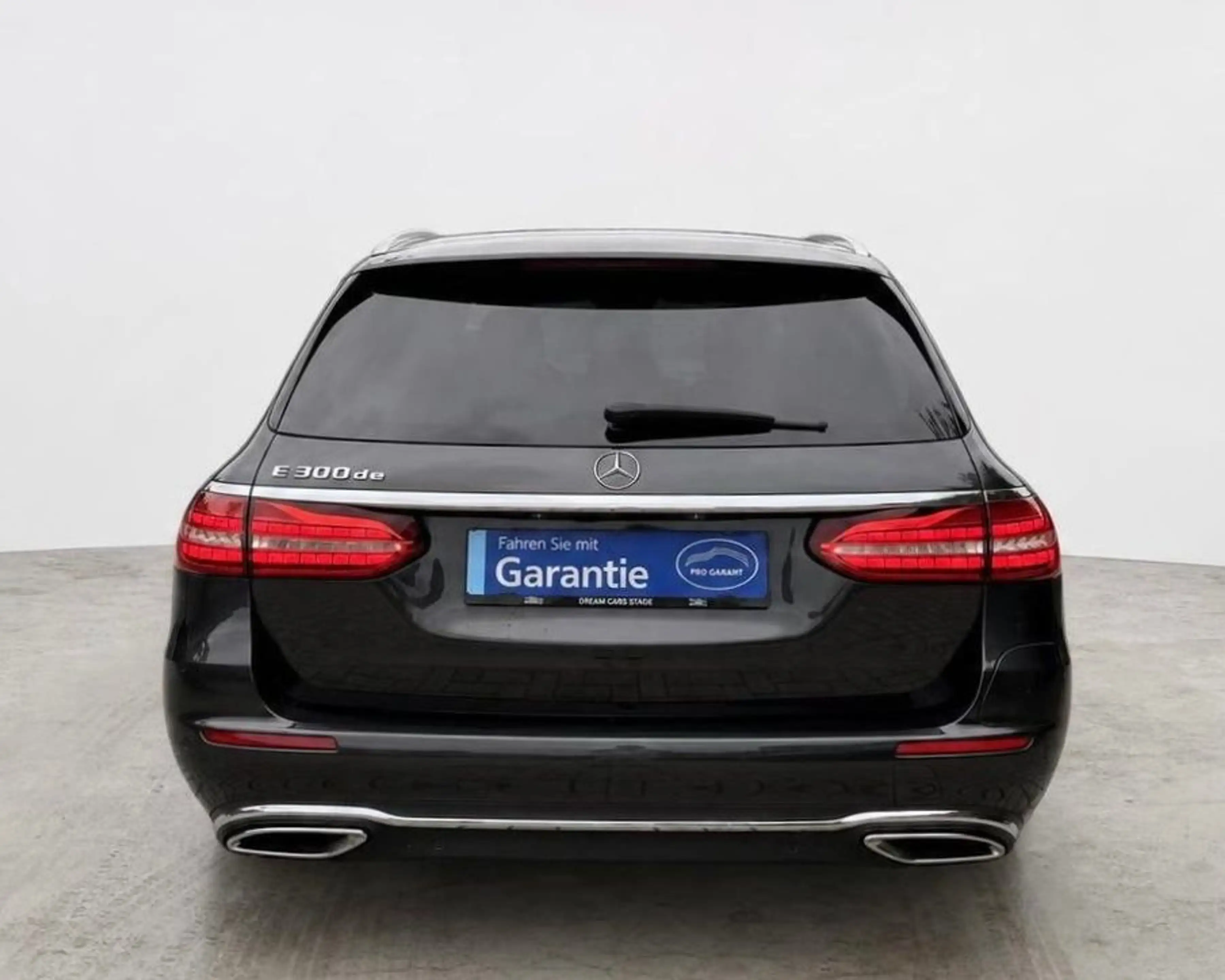 Mercedes-Benz E 300 de PANO/BURMESTER/MEMORY/STANDHEIZ./KAMERA — photo 4